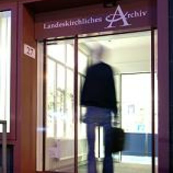 Archivtür_Licht